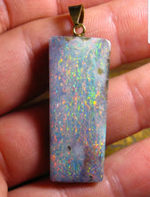 Laden Sie das Bild in den Galerie-Viewer, GEM Boulder Opal 37-cts mit 585 gold Ă–se - Repps-Opal