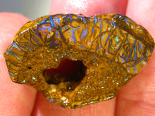 Laden Sie das Bild in den Galerie-Viewer, 26cts Australien Roh/rough Yowah Nuss Boulder Matrix Opal - Repps-Opal