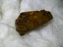 Laden Sie das Bild in den Galerie-Viewer, 60 cts Australien Roh/rough Yowah Boulder Matrix Opal - Repps-Opal