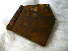 Laden Sie das Bild in den Galerie-Viewer, 95 cts Australien Roh/rough Yowah Boulder Matrix Opal - Repps-Opal