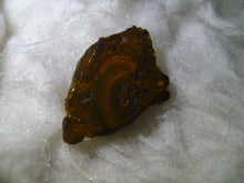 Laden Sie das Bild in den Galerie-Viewer, 37 cts Australien Roh/rough Yowah Boulder Matrix Opal - Repps-Opal