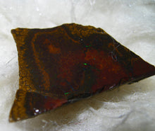 Laden Sie das Bild in den Galerie-Viewer, 30 cts Australien Roh/rough Yowah Boulder Matrix Opal