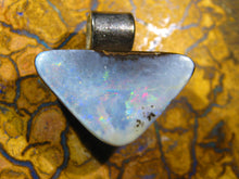Laden Sie das Bild in den Galerie-Viewer, Boulder Opal Anhänger A22 - Repps-Opal