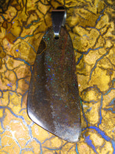 Laden Sie das Bild in den Galerie-Viewer, Boulder Matrix Opal Anhänger A25 - Repps-Opal
