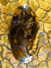 Laden Sie das Bild in den Galerie-Viewer, GEM Boulder Opal Cabochon mit Vorschau Video PC035 - Repps-Opal