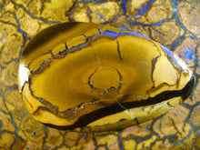 Laden Sie das Bild in den Galerie-Viewer, GEM Boulder Opal Anhänger Cabochon mit Vorschau Video PC029 - Repps-Opal