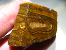 Laden Sie das Bild in den Galerie-Viewer, 170 cts Australien Roh/rough Yowah Boulder Matrix Opal Musterstein C - Repps-Opal