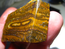 Laden Sie das Bild in den Galerie-Viewer, 240 cts Australien Roh/rough Yowah Boulder Matrix Opal Musterstein D - Repps-Opal