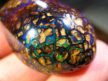 Laden Sie das Bild in den Galerie-Viewer, GEM Boulder Matrix Opal Koroit Skin Nuss TRAUMHAFT VORSCHAU Video - Repps-Opal