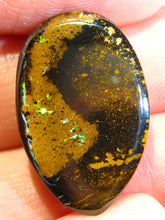 Laden Sie das Bild in den Galerie-Viewer, GEM Boulder Yowah Matrix Opal Nuss sensationelles Muster mit Vorschau VIDEO für Handschmeichler-Anhänger-Sammler-Vitrine