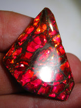 Laden Sie das Bild in den Galerie-Viewer, Doppelseiter Imperial Drachenschuppen Ammolith/Ammolite Stein mit Vorschau Video - Repps-Opal