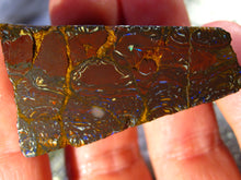 Laden Sie das Bild in den Galerie-Viewer, 224 cts Australien Roh/rough Yowah Boulder Matrix Opal Sammler Schleifer