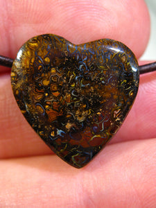 GEM Boulder Matrix Opal HERZ Anhänger Liebe Freundschaft Traumhaftes Muster und Feuer