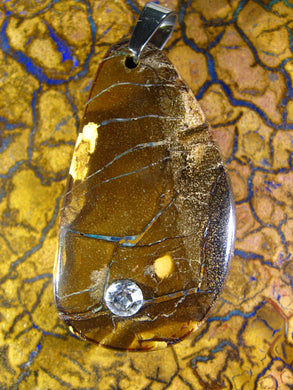 Boulder Matrix Opal Anhänger mit 1 Swarovski Kristallen A15 - Repps-Opal