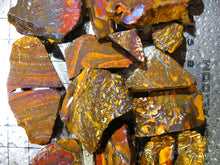 Laden Sie das Bild in den Galerie-Viewer, 875 cts Australien Roh/rough Yowah Koroit Boulder Matrix Opale SCHLEIFER SAMMLER VORSCHAU VIDEO