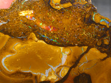 Laden Sie das Bild in den Galerie-Viewer, 150 cts Australien Roh/rough Yowah Boulder Matrix Opal Sammler Schleifer